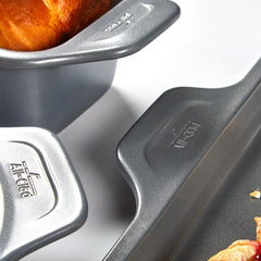 Pro-Release Nonstick Bakeware; Quarter Sheet Pan; 13 x 9 inch